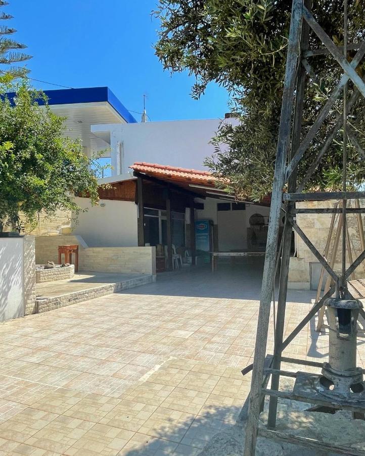 Blue Sky Villa In Crete Epano Vathia Exterior photo